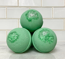 Load image into Gallery viewer, Green Tea and White Pear Bath Set
